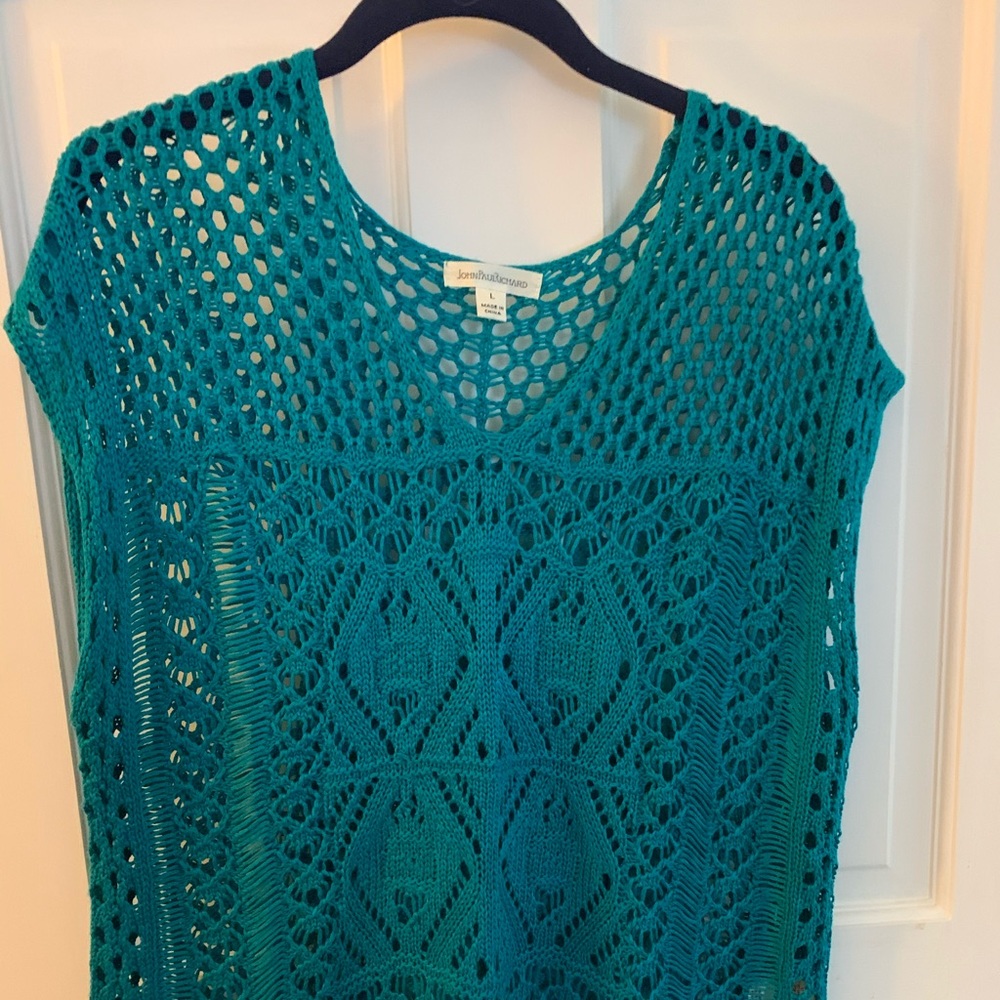 Crochet aqua blue sleeveless knit top